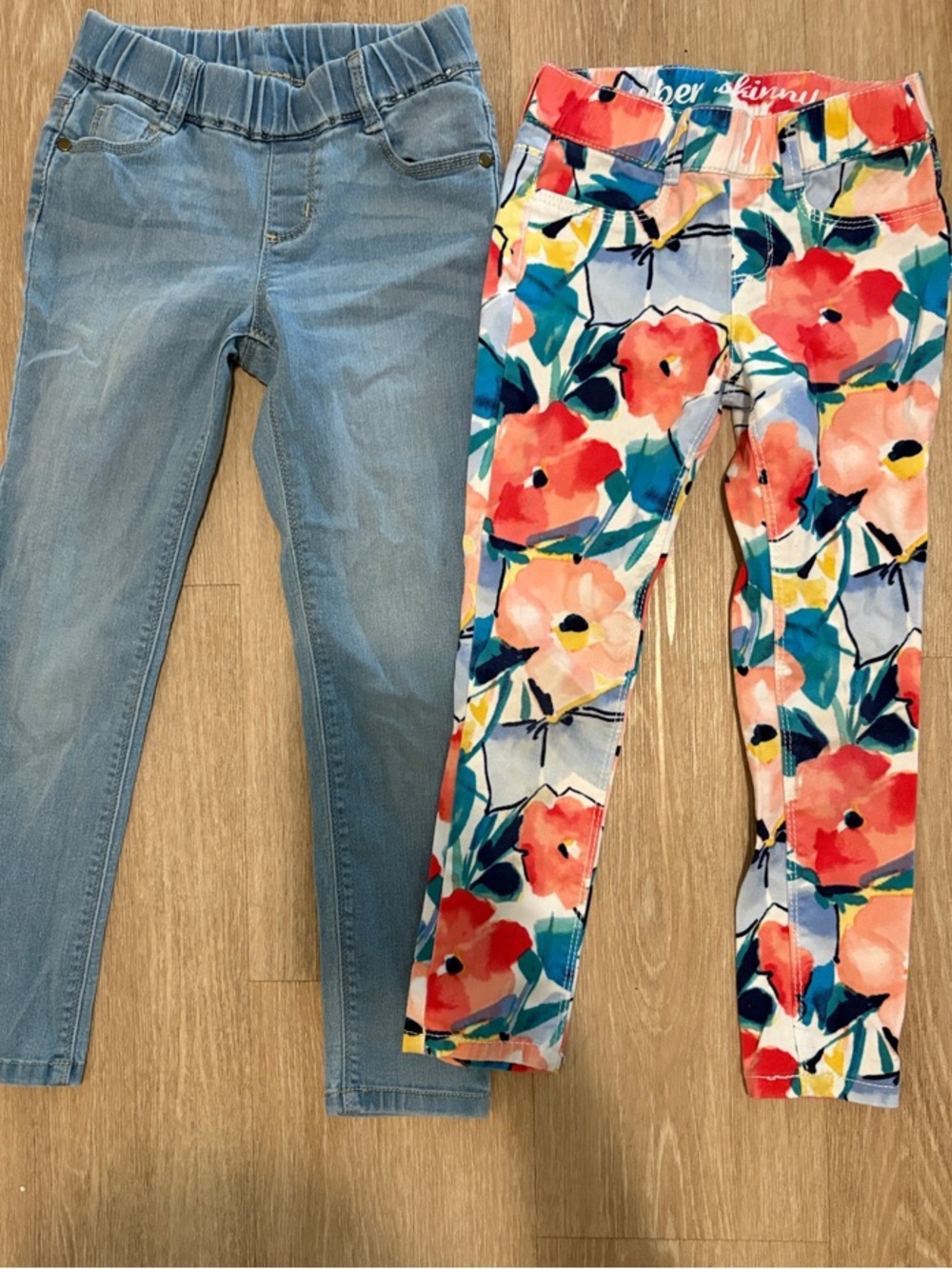 Gymboree Girls Light Denim Legging and Bright Floral jegging Set